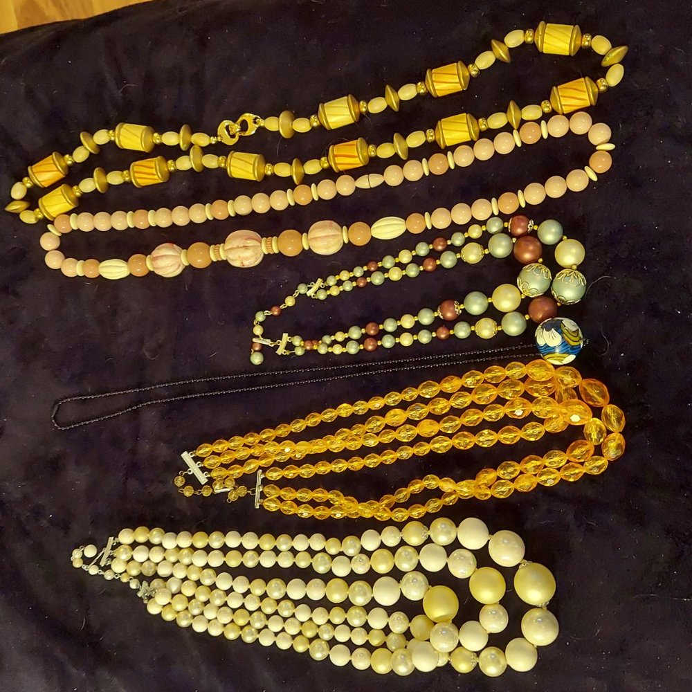 #17 Necklaces - Picture 3 of 5